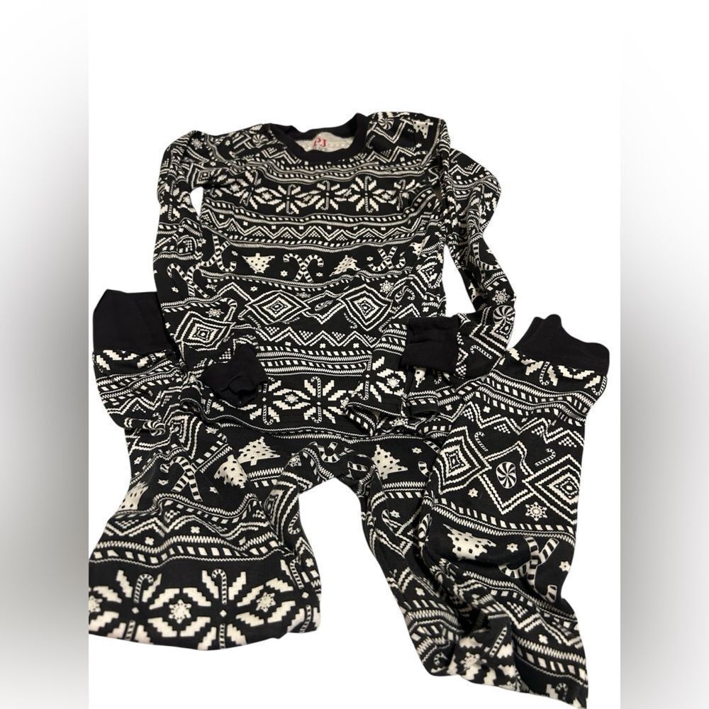 PJ Place Black and White Kids Pajama Set - Picture 8 of 9